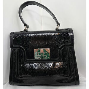Simply Vera EUC faux patent leather Embossed logo bag medium shiny black